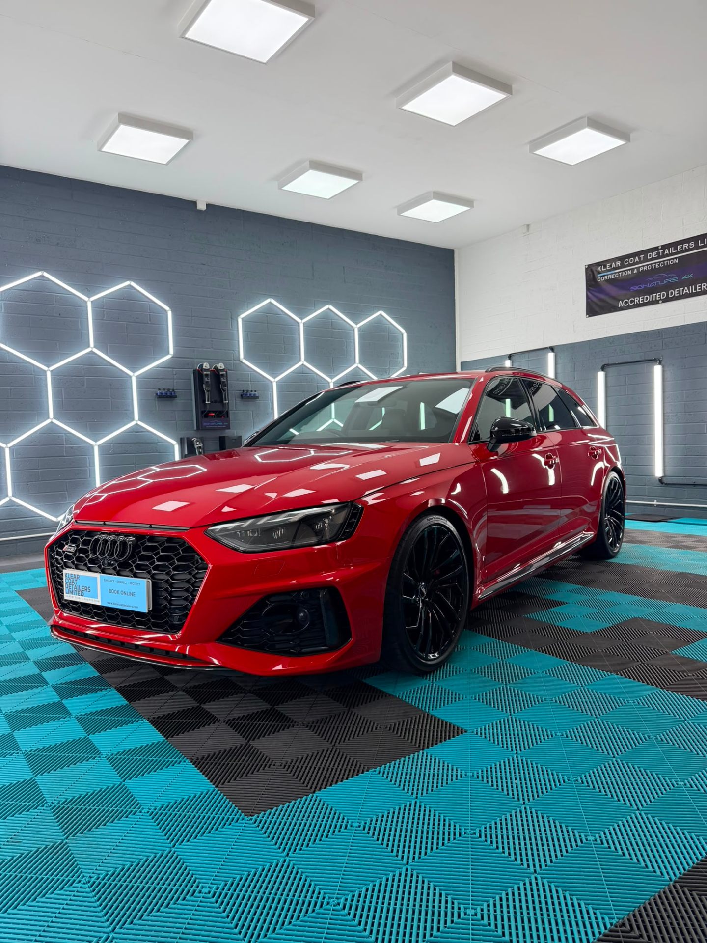 Audi RS4 Avant Misano Red paint correction